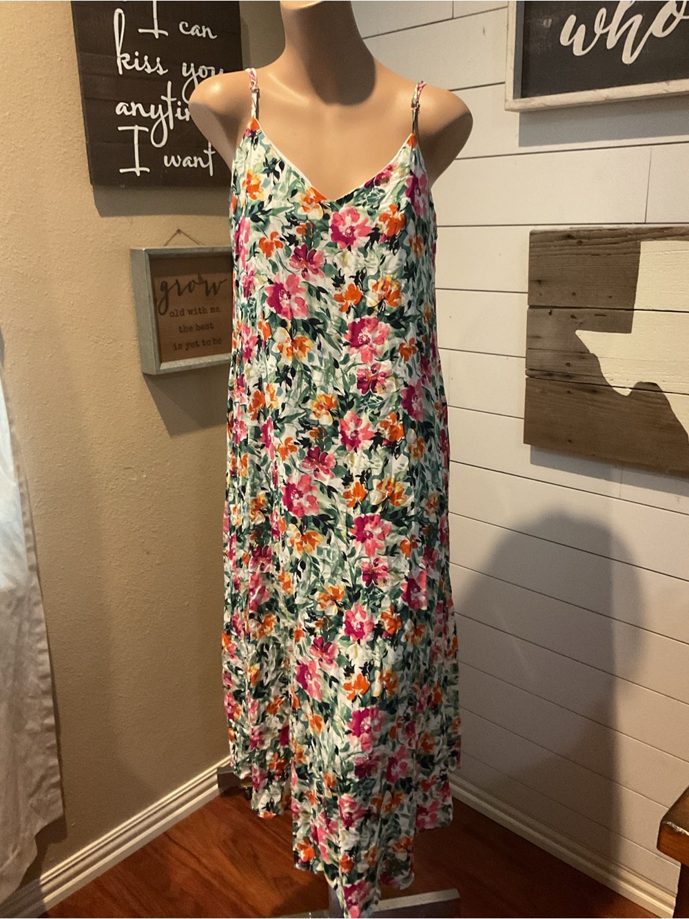 Savanna Jane Floral Spaghetti Strap Maxi Dress Women’s Size Small
